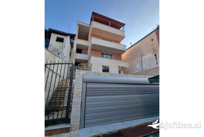 Shtepi ne shitje 6+1 ne Tirane - 390,000 Euro