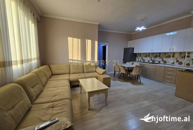Shtepi ne shitje 2+1 ne Tirane - 175,000 Euro