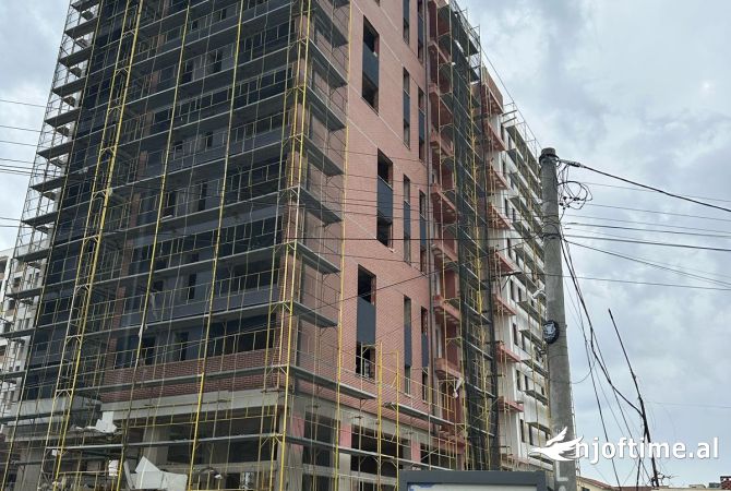 Shtepi ne shitje 1+1 ne Tirane - 90,000 Euro