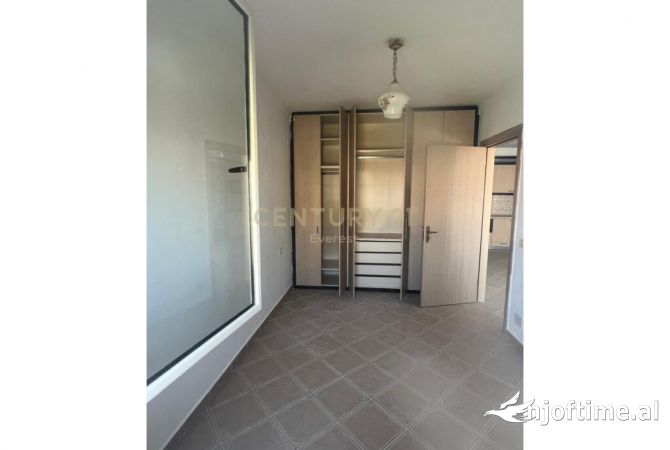 Shtepi ne shitje 1+1 ne Tirane - 92,000 Euro