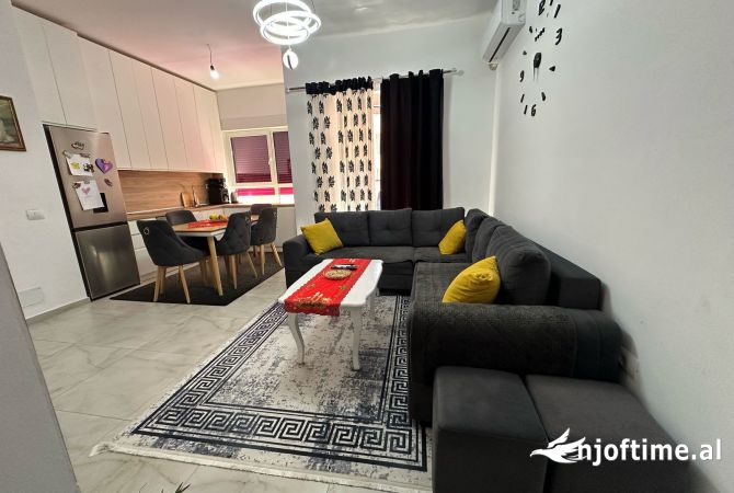 Shtepi ne shitje 2+1 ne Tirane - 143,000 Euro