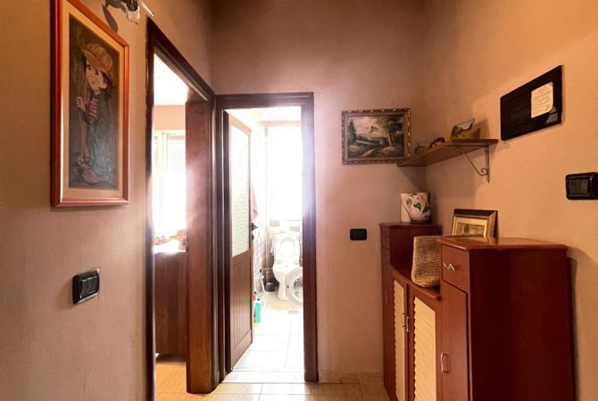 Shtepi me qera Apartament ne Tirane, 1+1, Mobilimi E mobiluar, Pagesa 450  Euro.