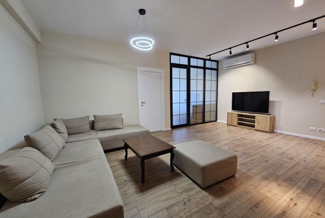 Shtepi me qera 2+1 ne Tirane - 650 Euro