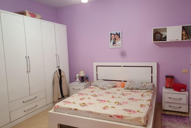 Shtepi me qera 2+1 ne Tirane - 800 Euro