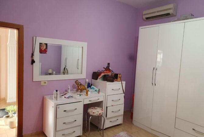 Shtepi me qera 2+1 ne Tirane - 800 Euro