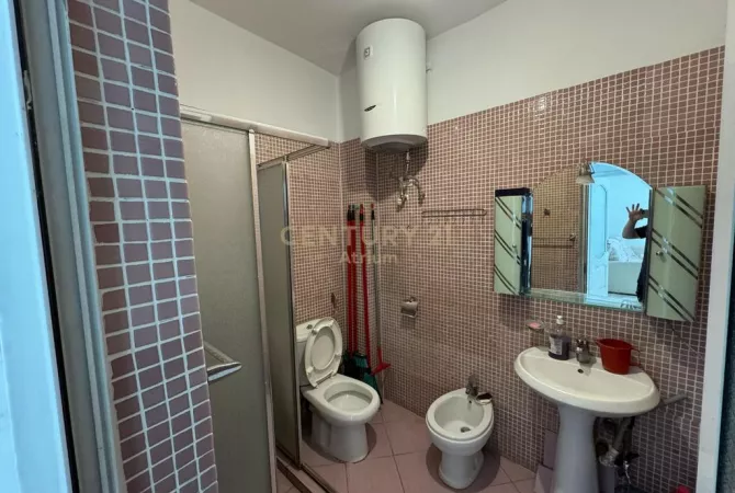 Shtepi ne shitje 1+1 ne Tirane - 115,000 Euro