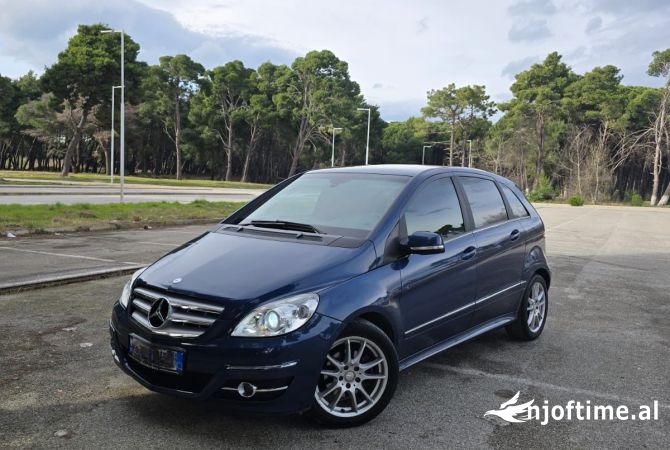 Makina ne shitje ne Vlore - 6,000 Euro
