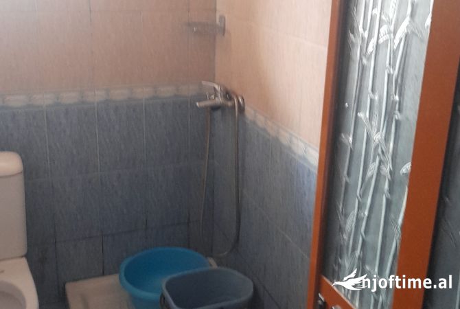 Shtepi me qera 1+1 ne Tirane - 250 Euro