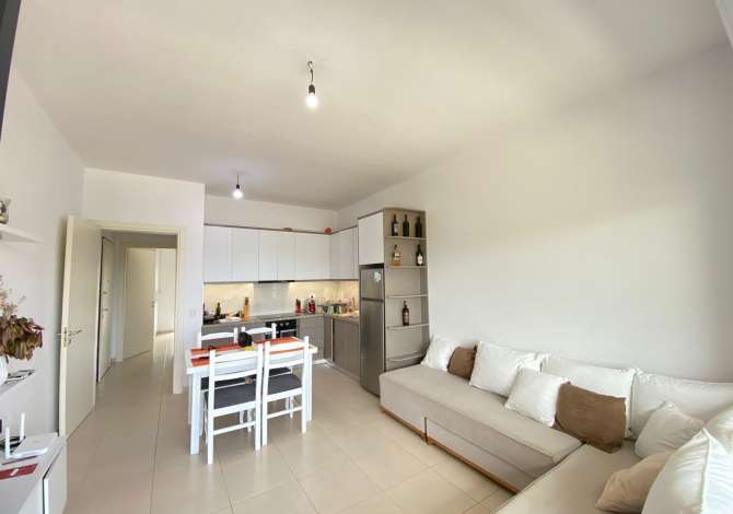 Shtepi ne shitje Apartament ne Durres, 1+1, Mobilimi E mobiluar, Pagesa 220,000  Euro.