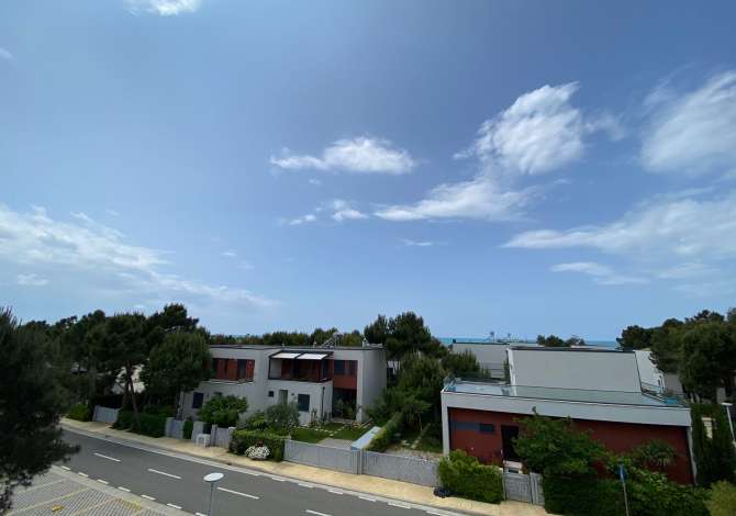 Shtepi ne shitje Apartament ne Durres, 1+1, Mobilimi E mobiluar, Pagesa 220,000  Euro.