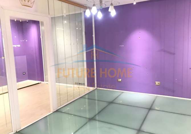 Qera, Ambient biznesi, Rruga Mihal Grameno, Tirane