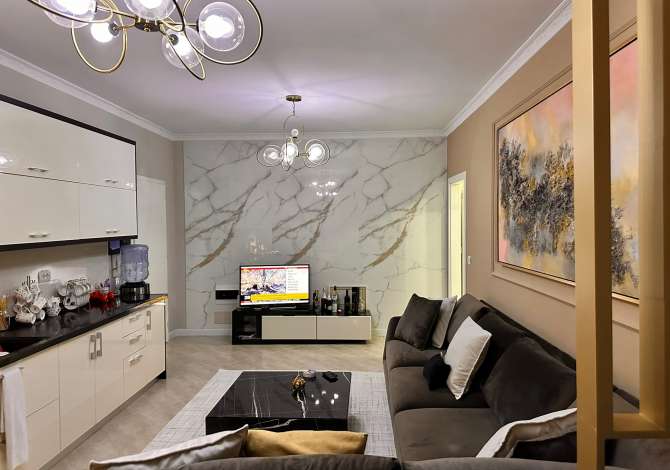 Shtepi me qera 2+1 ne Tirane - 700 Euro