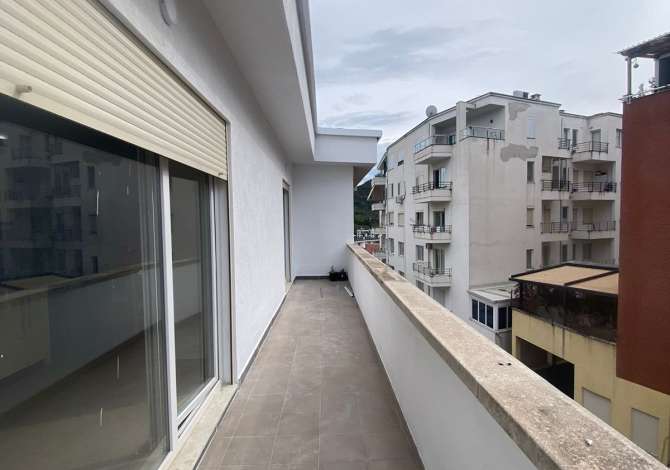 Shtepi me qera 2+1 ne Tirane - 550 Euro
