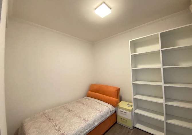 Shtepi me qera Apartament ne Tirane, 3+1, Mobilimi E mobiluar, Pagesa 2,000  Euro.