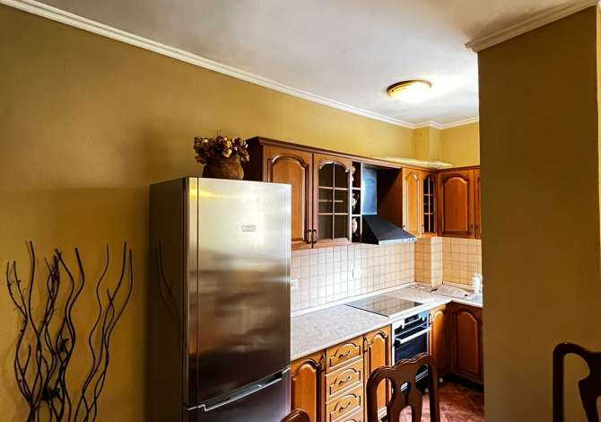 Shtepi me qera 3+1 ne Tirane - 700 Euro