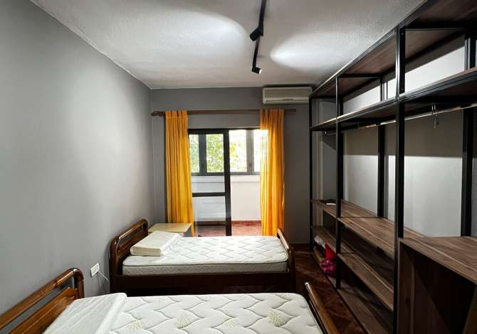 Shtepi me qera 3+1 ne Tirane - 700 Euro