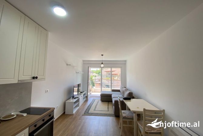 Shtepi me qera 1+1 ne Tirane - 550 Euro
