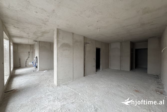 Shtepi ne shitje 3+1 ne Tirane - 295,680 Euro
