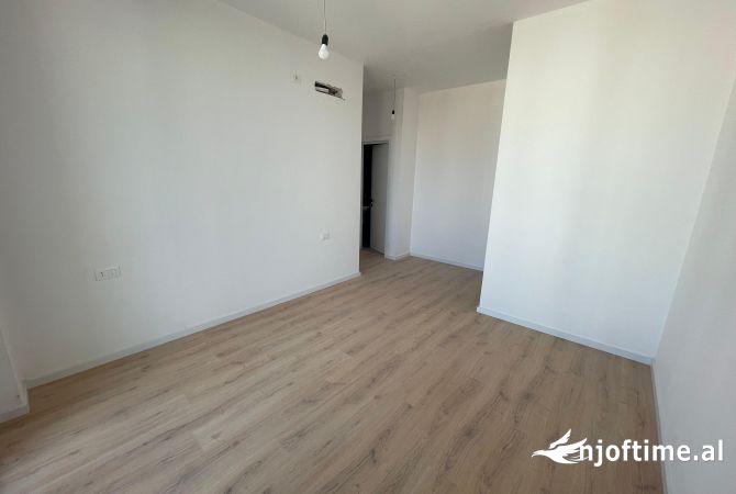 Apartment for sale in Tirana 2+1, Emty