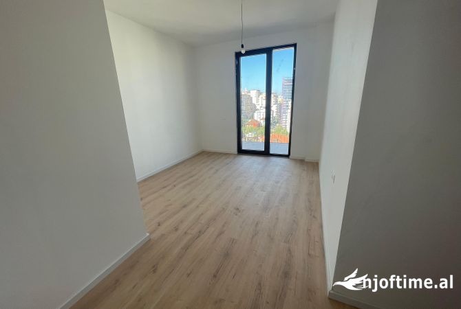Apartment for sale in Tirana 2+1, Emty