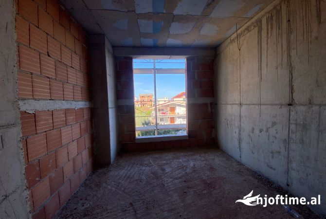 Shtepi ne shitje 2+1 ne Tirane - 130,000 Euro