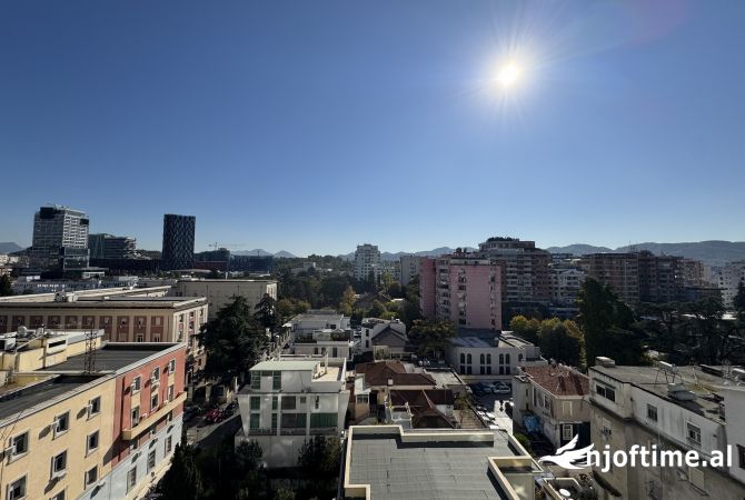 Shtepi me qera Apartament ne Tirane, 2+1, Mobilimi E mobiluar, Pagesa 2,300  Euro.