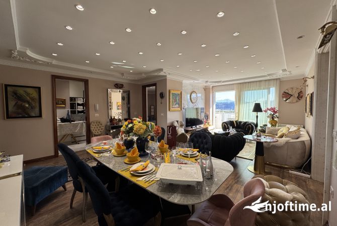 Shtepi me qera Apartament ne Tirane, 2+1, Mobilimi E mobiluar, Pagesa 2,300  Euro.