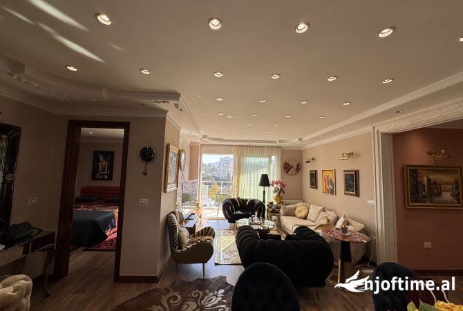 Shtepi me qera Apartament ne Tirane, 2+1, Mobilimi E mobiluar, Pagesa 2,300  Euro.