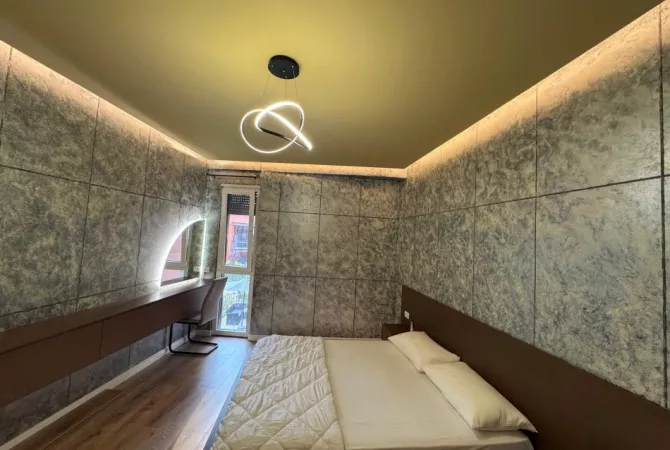 Shtepi ne shitje Apartament ne Tirane, 2+1, Mobilimi E mobiluar, Pagesa 210,000  Euro.