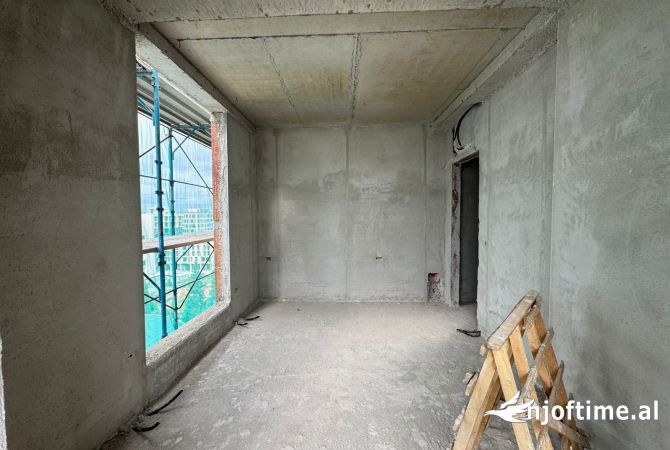 Shtepi ne shitje Apartament ne Tirane, 3+1, Mobilimi Bosh, pa mobiluar, Pagesa 304,000  Euro.