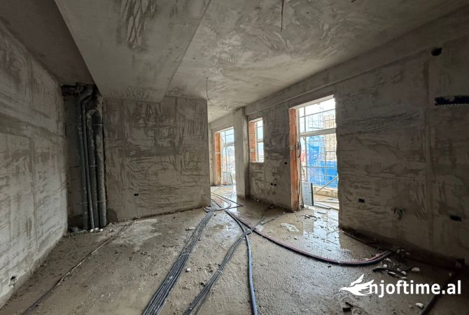 Ambient biznesi ne shitje 1+1 ne Tirane - 264,000 Euro