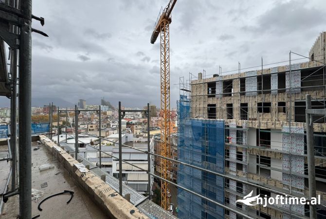 Ambient biznesi ne shitje 1+1 ne Tirane - 264,000 Euro