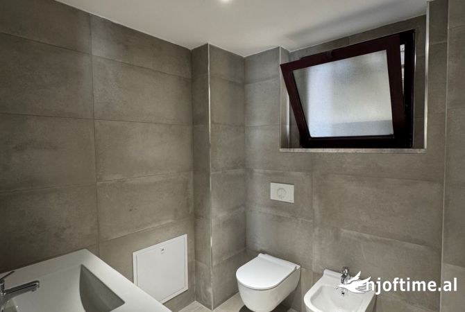 Qera, Ambient Biznesi Open Space Torre e Drin , Tirane!