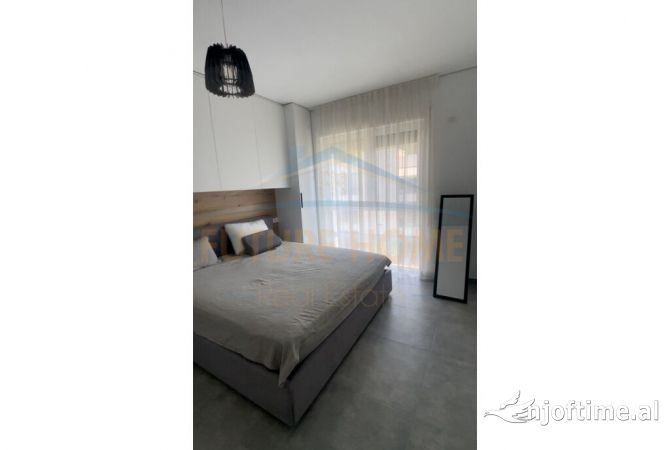 Ambient biznesi ne shitje 1+1 ne Durres - 305,000 Euro