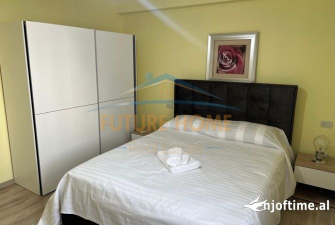 Shtepi me qera Apartament ne Tirane, 2+1, Mobilimi E mobiluar, Pagesa 1,000  Euro.