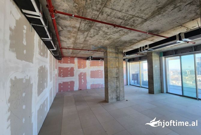 Ambient biznesi me qera 3+1 ne Tirane - 13,800 Euro