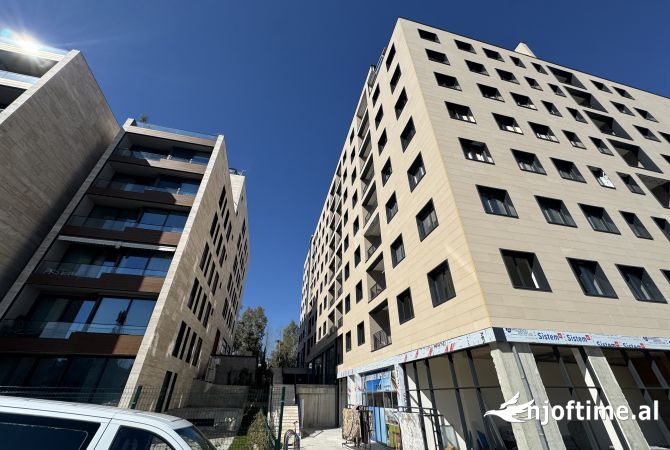 Shtepi ne shitje Apartament ne Tirane, 3+1, Mobilimi Bosh, pa mobiluar, Pagesa 340,000  Euro.
