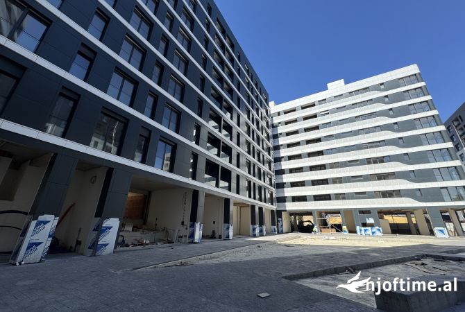 Shtepi ne shitje Apartament ne Tirane, 2+1, Mobilimi Bosh, pa mobiluar, Pagesa 195,000  Euro.