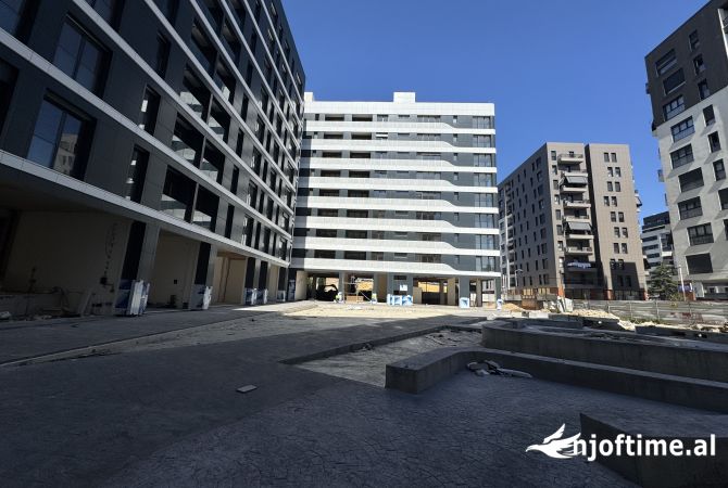 Shtepi ne shitje Apartament ne Tirane, 2+1, Mobilimi Bosh, pa mobiluar, Pagesa 195,000  Euro.