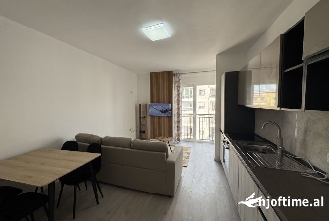 Shtepi me qera 1+1 ne Tirane - 450 Euro