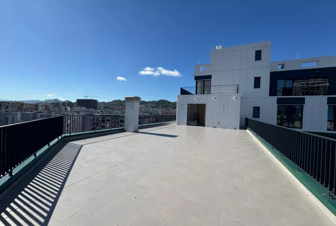 Apartment for sale in Tirana 3+1, Emty