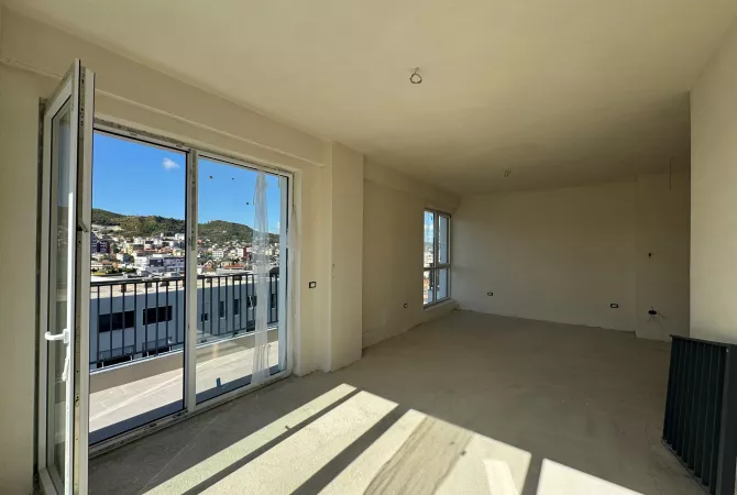 Apartment for sale in Tirana 3+1, Emty