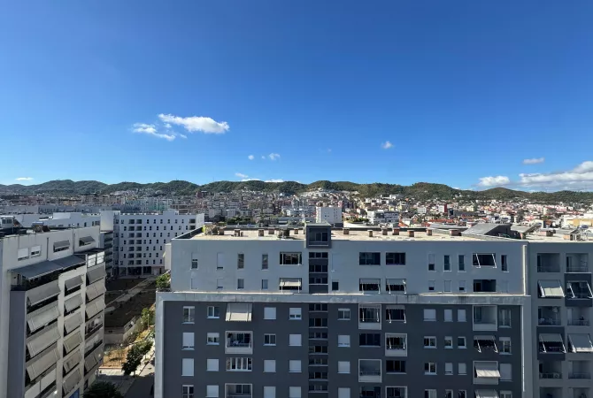 Apartment for sale in Tirana 3+1, Emty