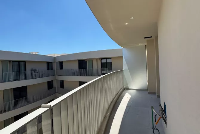 Qera , Ambient Biznesi, Rruga "Mine Peza" , Tirane!