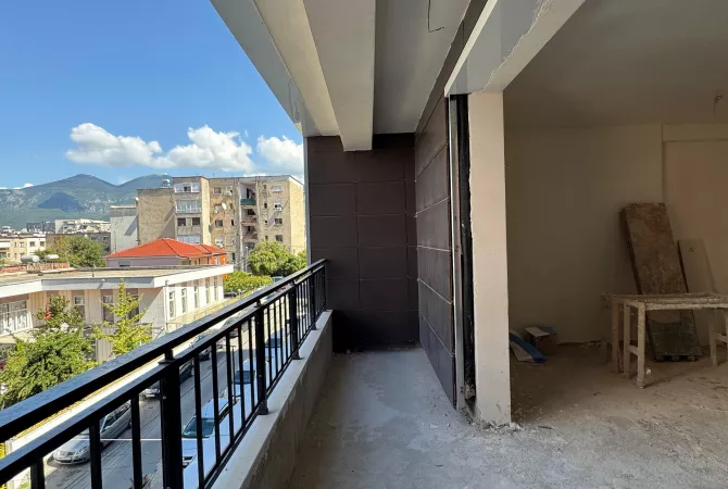 Shtepi ne shitje 2+1 ne Tirane - 255,000 Euro
