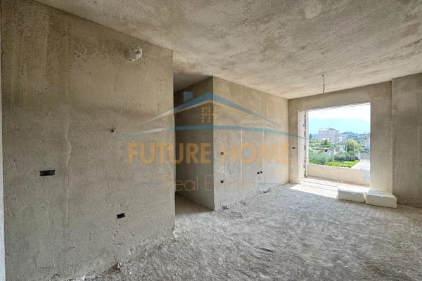Apartment for sale in Tirana 2+1, Emty
