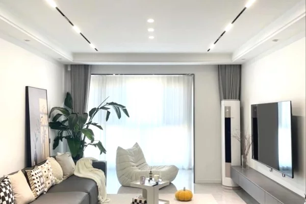 Shtepi me qera 1+1 ne Tirane - 600 Euro