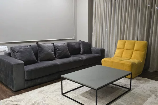 Shtepi me qera 2+1 ne Tirane - 900 Euro