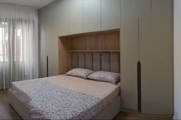 Shtepi me qera 2+1 ne Tirane - 900 Euro