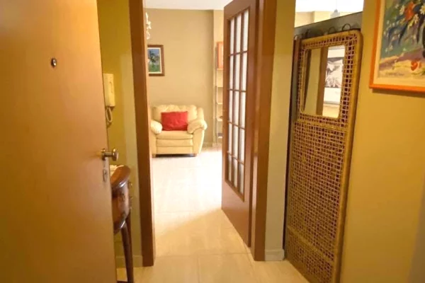 Shtepi me qera 1+1 ne Tirane - 550 Euro